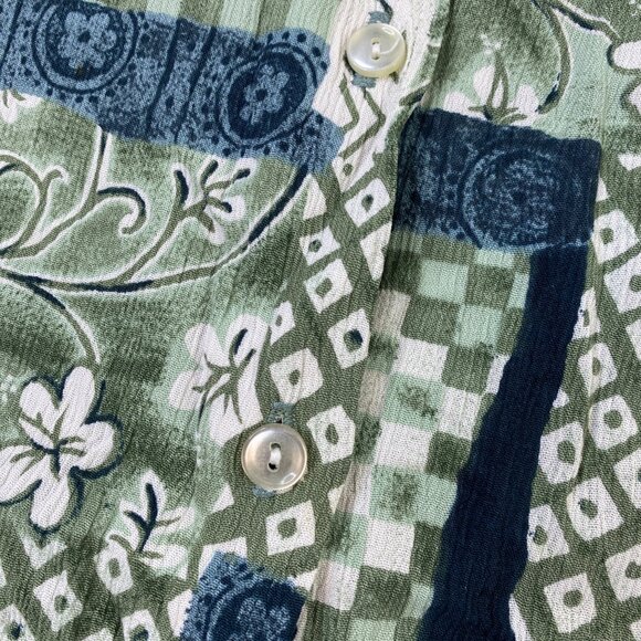 Hilo Hatties Womens Hawaiian Aloha Shirt Medium Tropical Teal Floral Hawaii Top - Picture 3 of 9